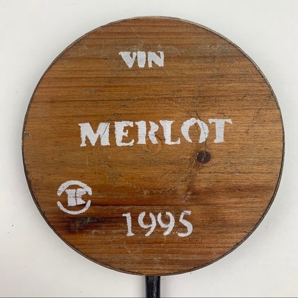 Wine Barrel Themed Wall Hanging Hooks Distressed Vintage Looking Rustic Set of 3 - Picture 5 of 8